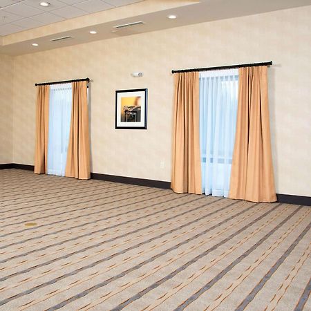 Hampton Inn Kalamazoo Kültér fotó