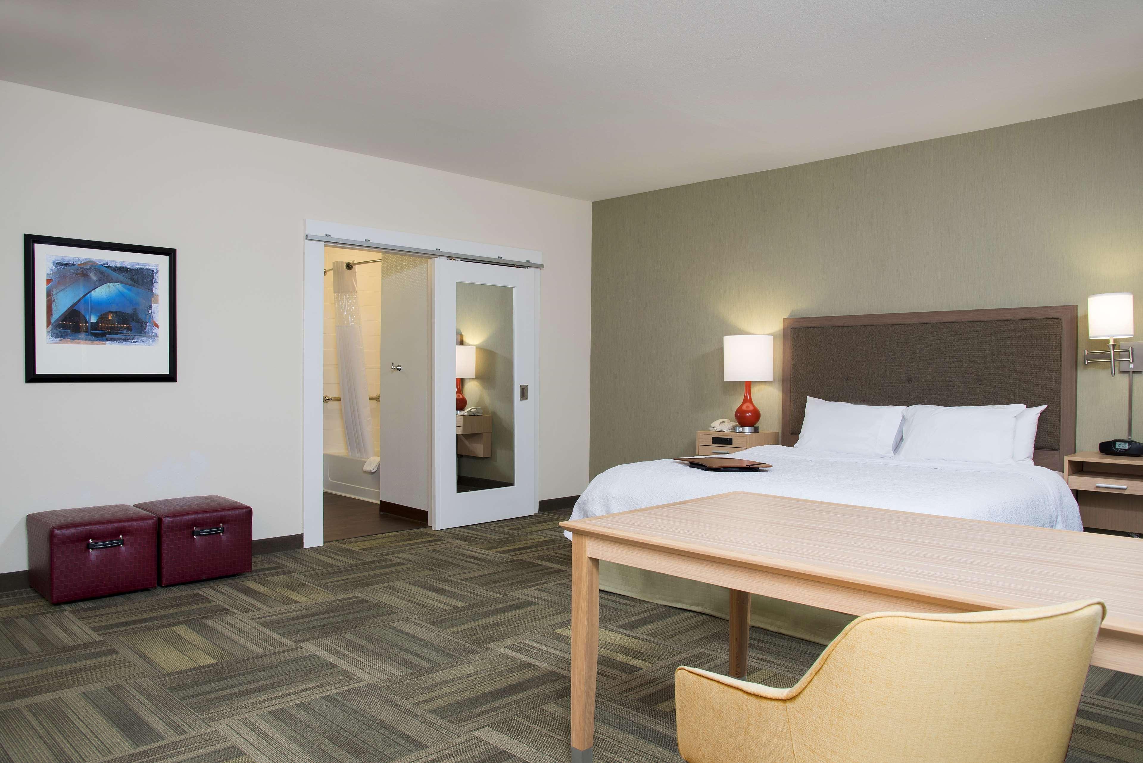 Hampton Inn Kalamazoo Kültér fotó