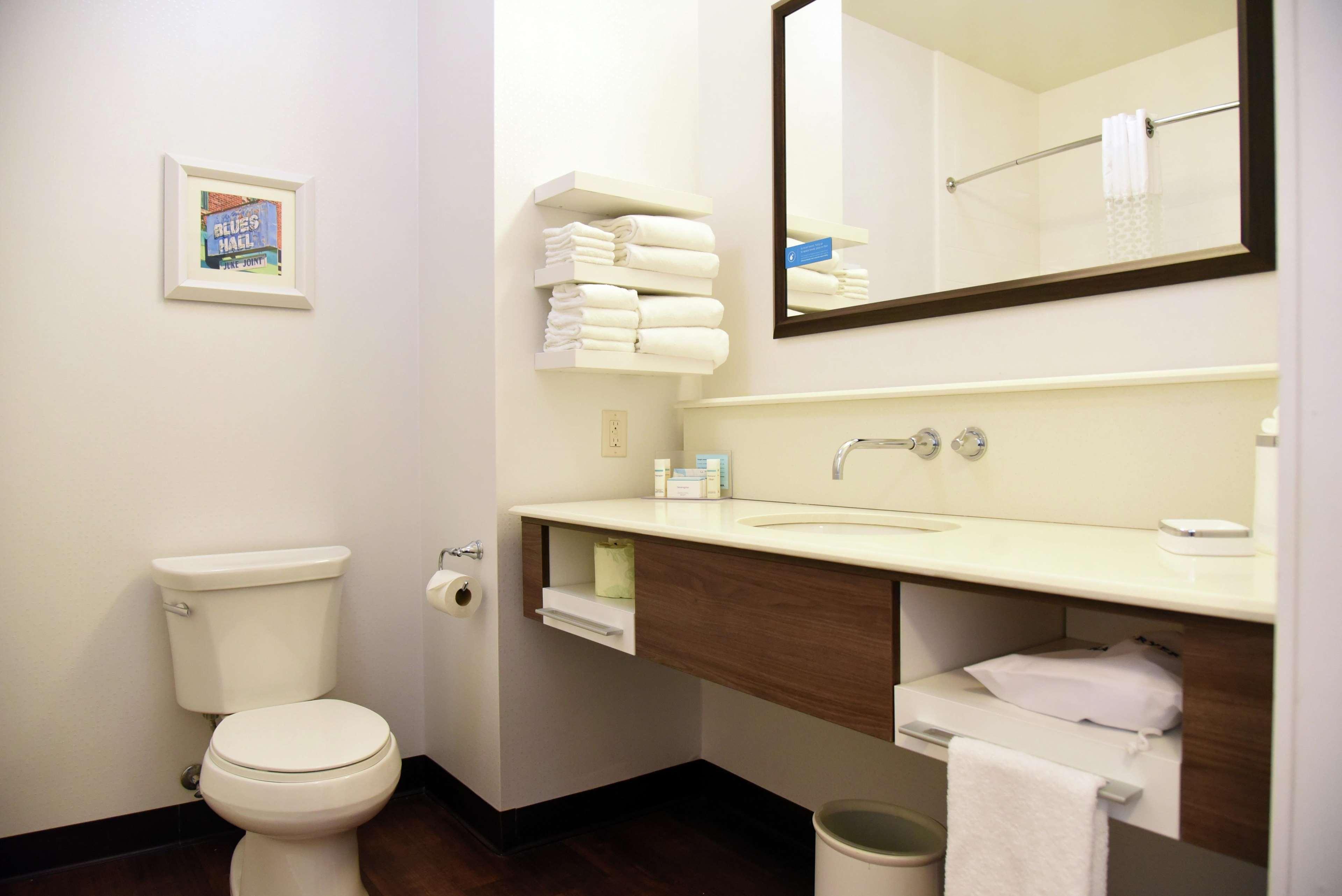 Hampton Inn Kalamazoo Kültér fotó