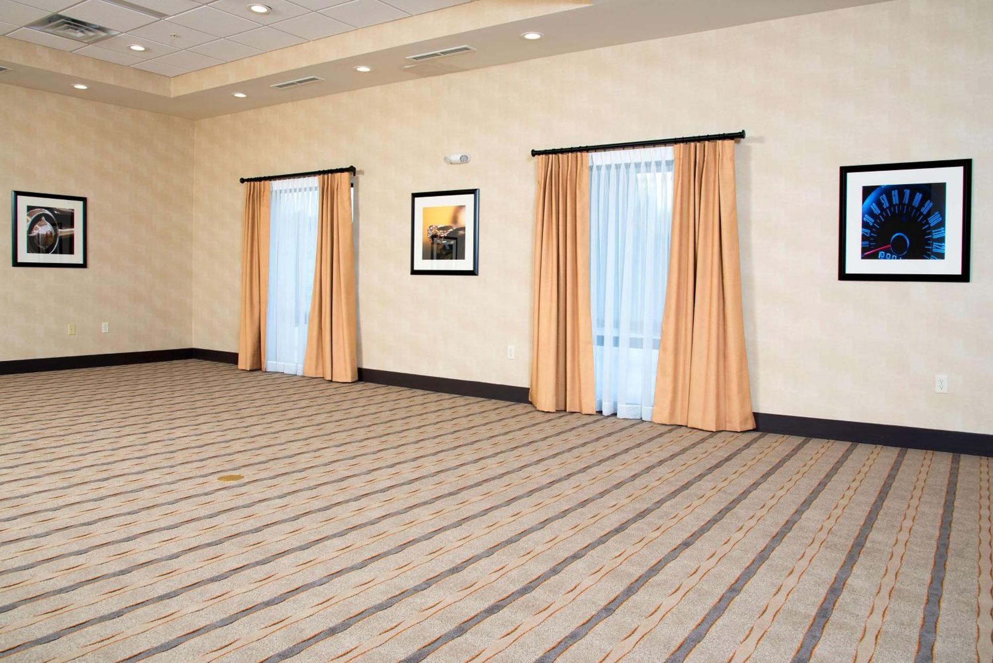Hampton Inn Kalamazoo Kültér fotó