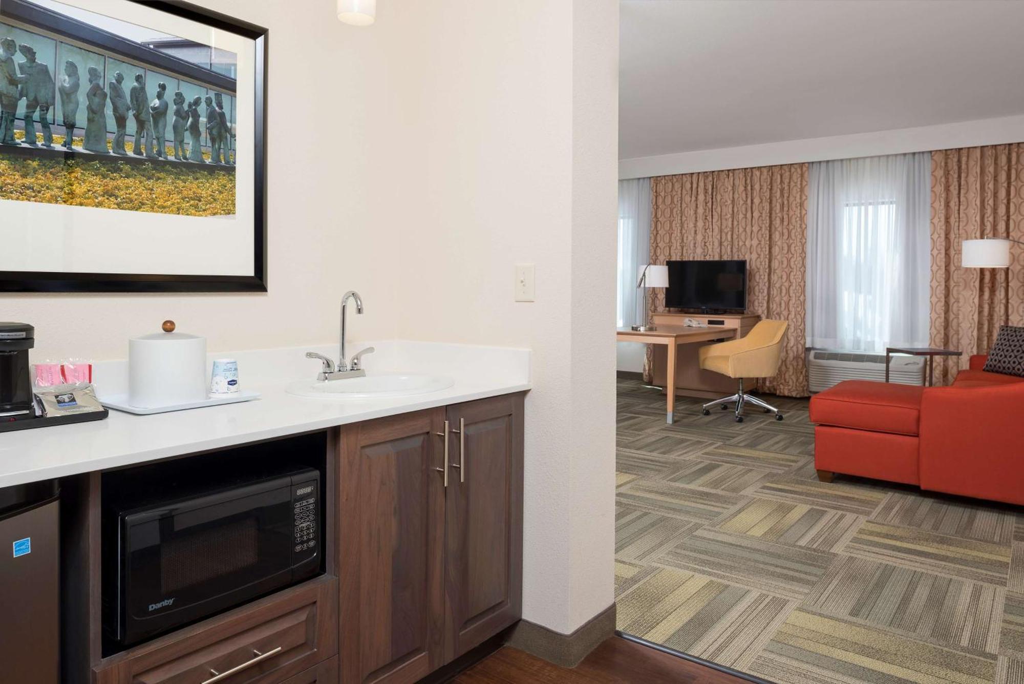 Hampton Inn Kalamazoo Kültér fotó